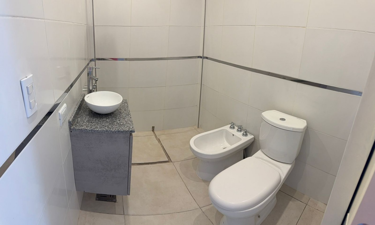 Inmejorable casa de Barrio 15 de Diciembre