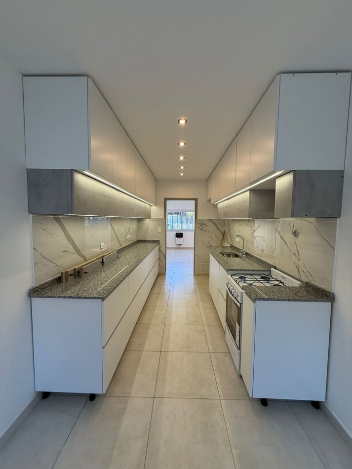 Inmejorable casa de Barrio 15 de Diciembre