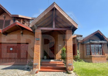 Casa en venta | 1RA 1RA - Apta credito
